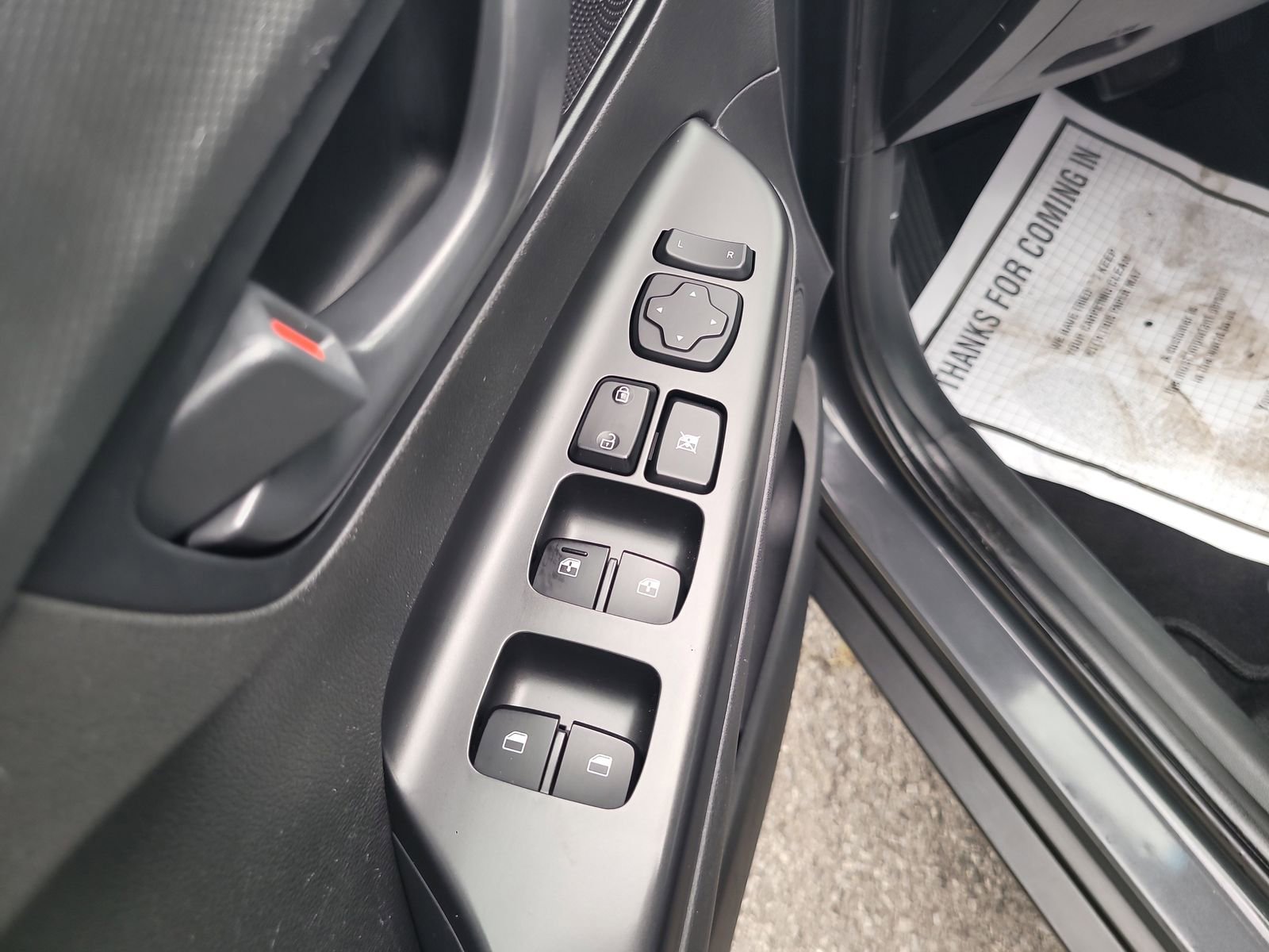 Used 2023 Hyundai Kona SEL AWD/4WD image 11