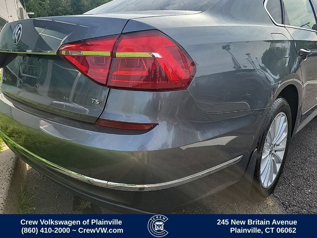 Used 2016 Volkswagen Passat 1.8T SE FWD image 31