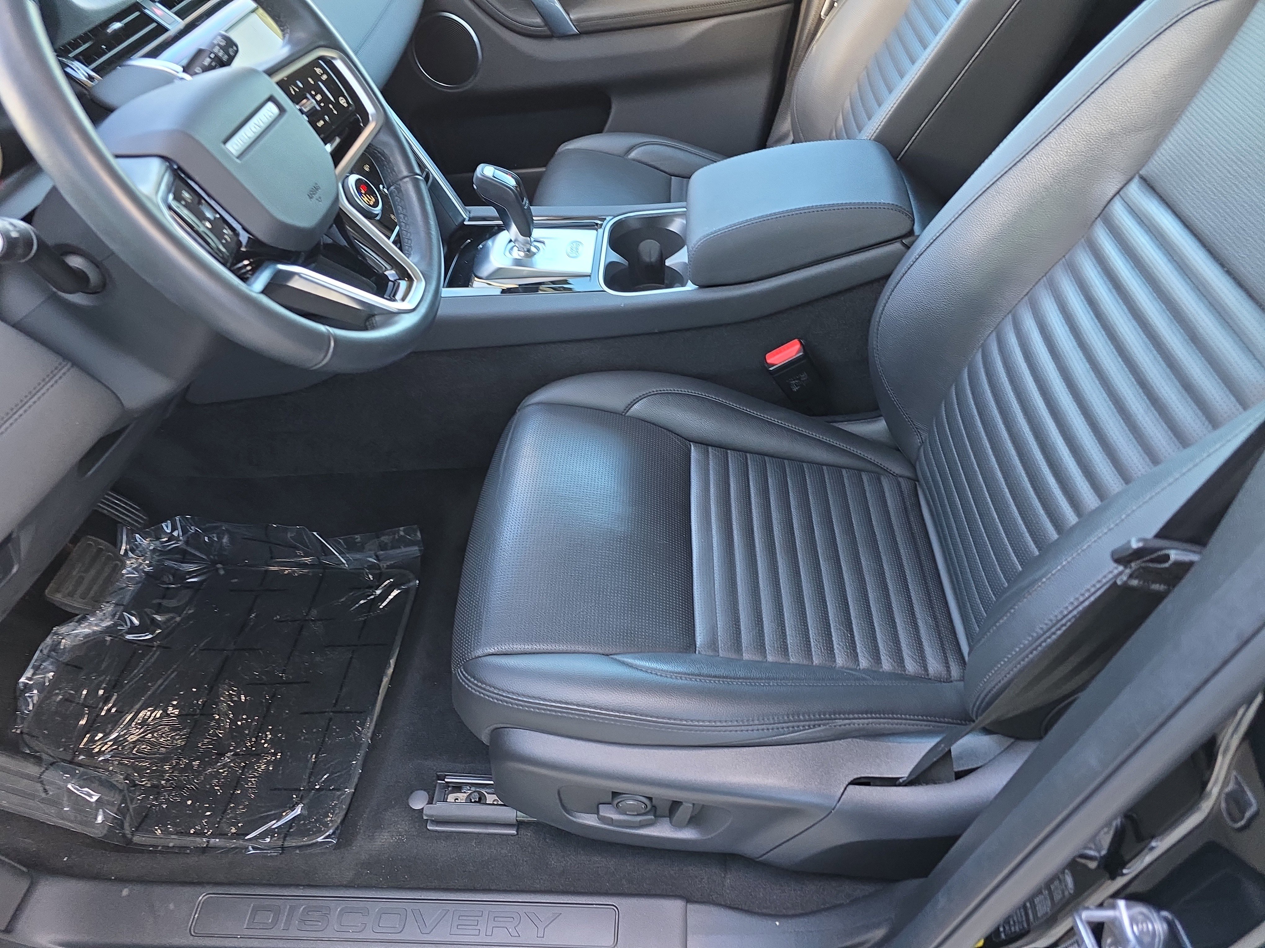 Used 2023 Land Rover Discovery Sport S image 23