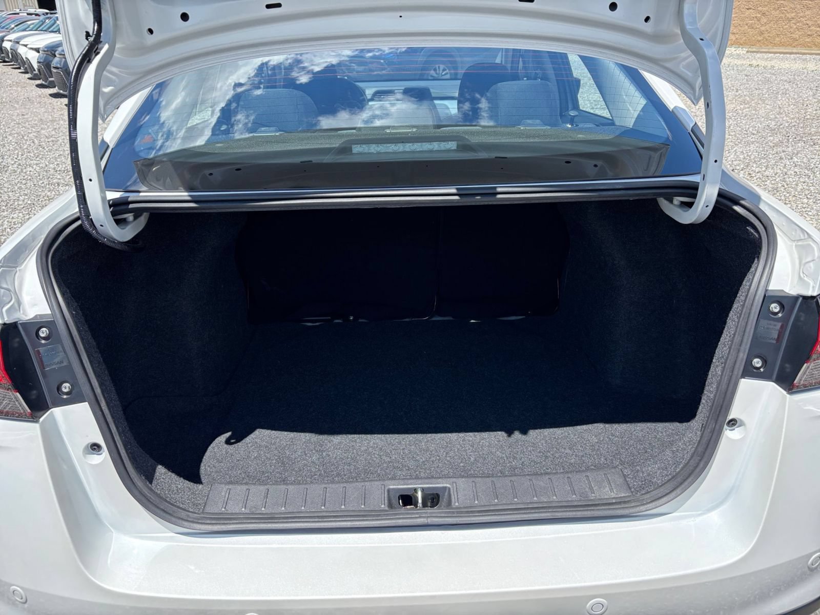Used 2025 Nissan Versa SV FWD image 29