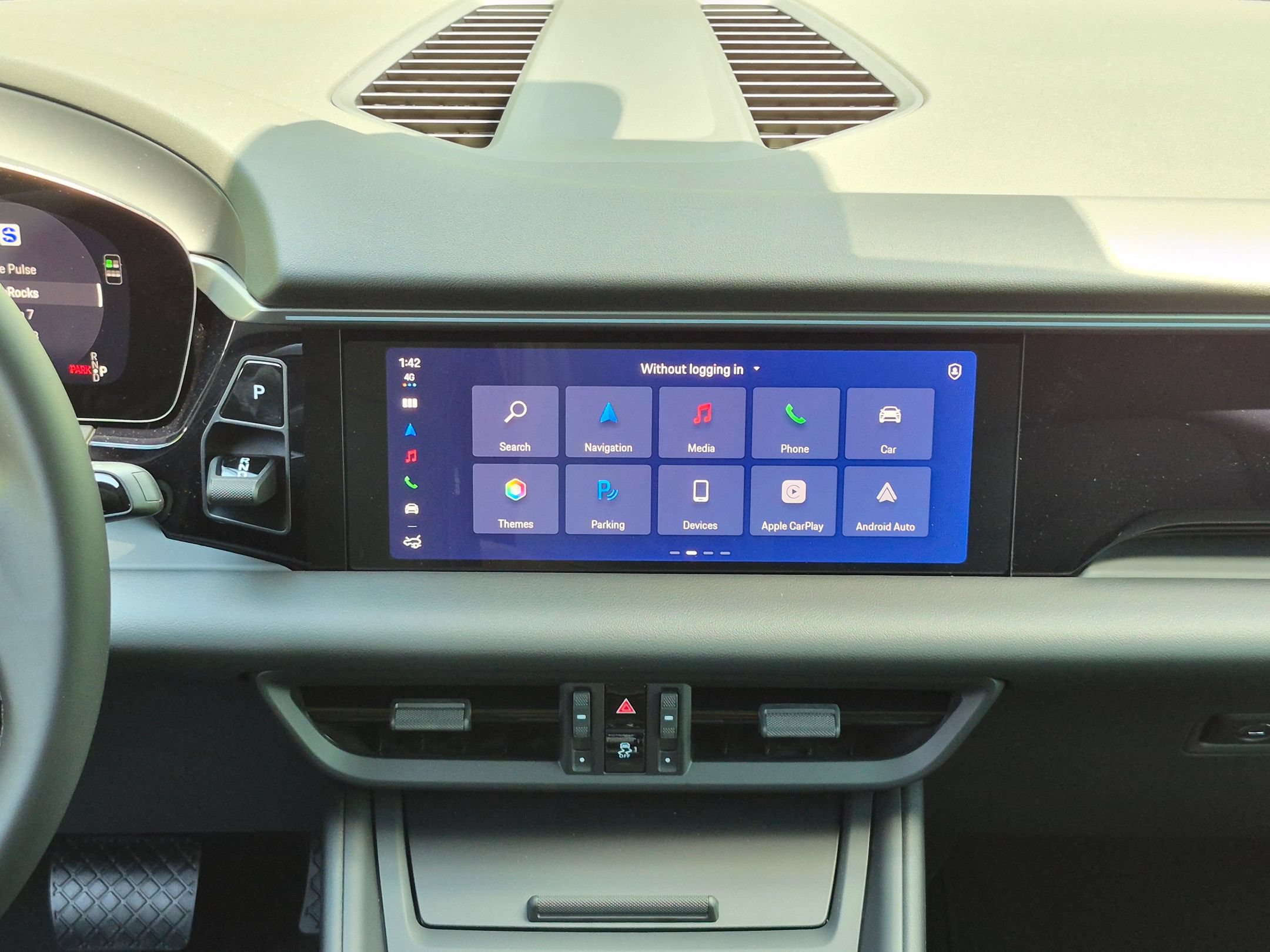 New 2026 Porsche Macan Turbo Electric RWD image 13