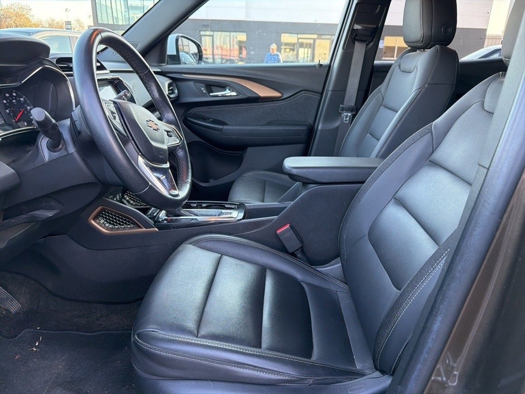 Used 2022 Chevrolet TrailBlazer ACTIV w/ Sun and Liftgate Package image 10