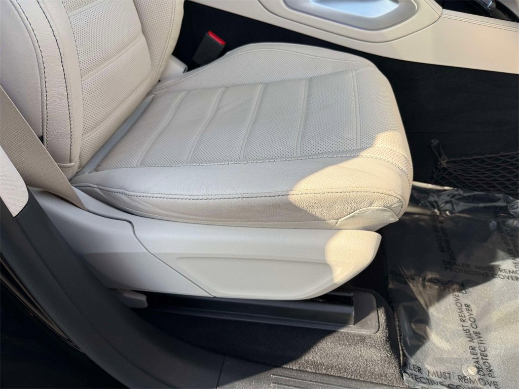 Used 2021 Mercedes-Benz GLS 450 4MATIC image 15