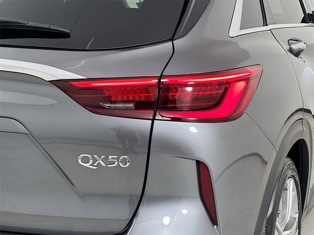 Used 2020 INFINITI QX50 Sensory w/ Proactive Package image 4