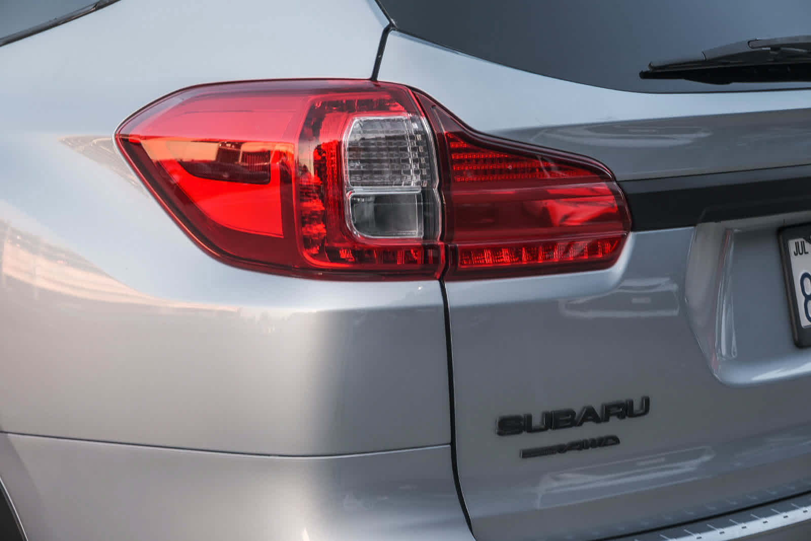 Used 2020 Subaru Ascent Limited w/ Technology Package AWD/4WD image 7