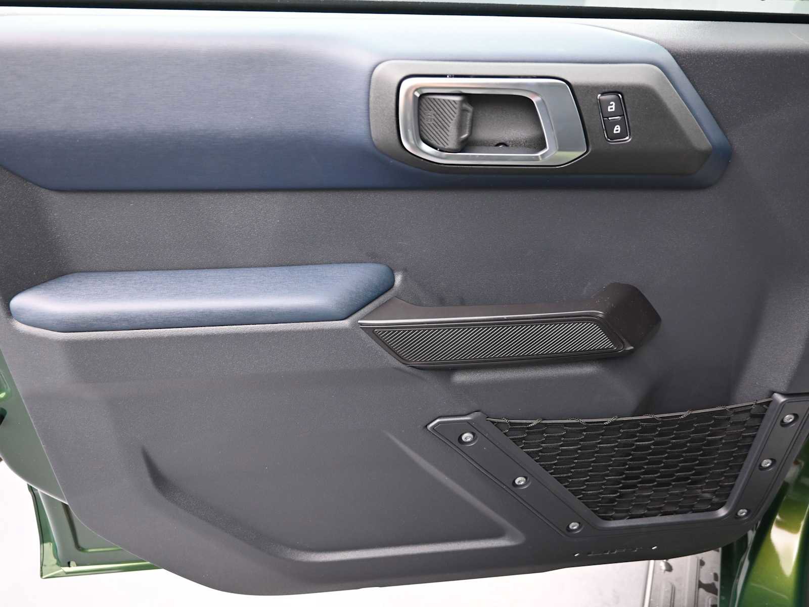 New 2024 Ford Bronco Outer Banks image 11