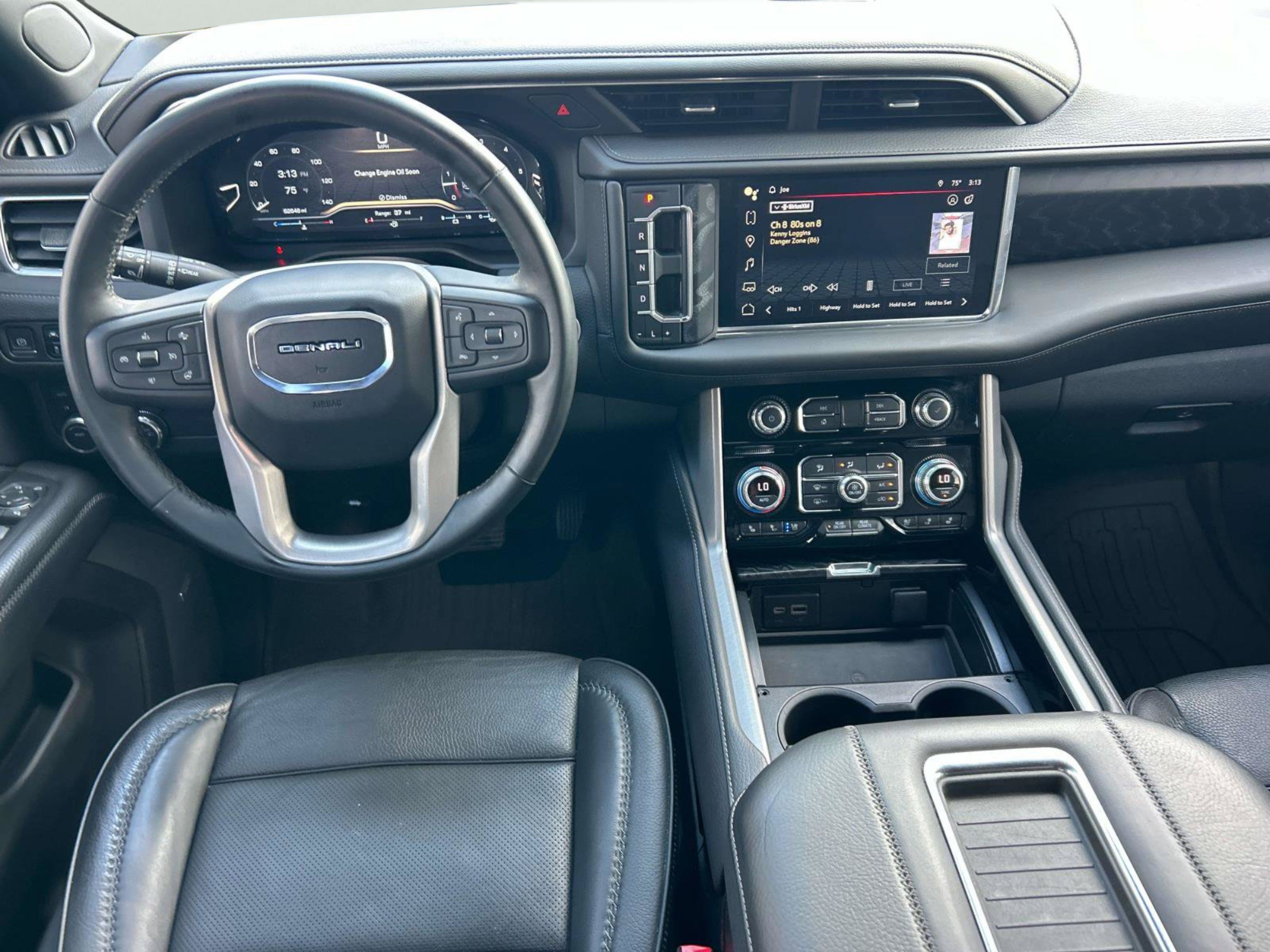 Used 2023 GMC Yukon Denali w/ LPO, Floor Liner Package AWD/4WD image 11