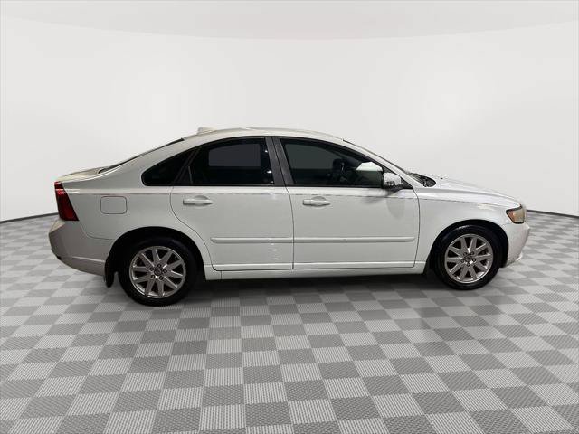 Used 2008 Volvo S40 2.4i FWD image 2