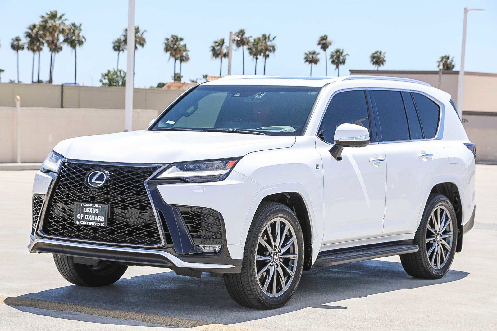 Used 2023 Lexus LX 600 F Sport AWD/4WD image 3