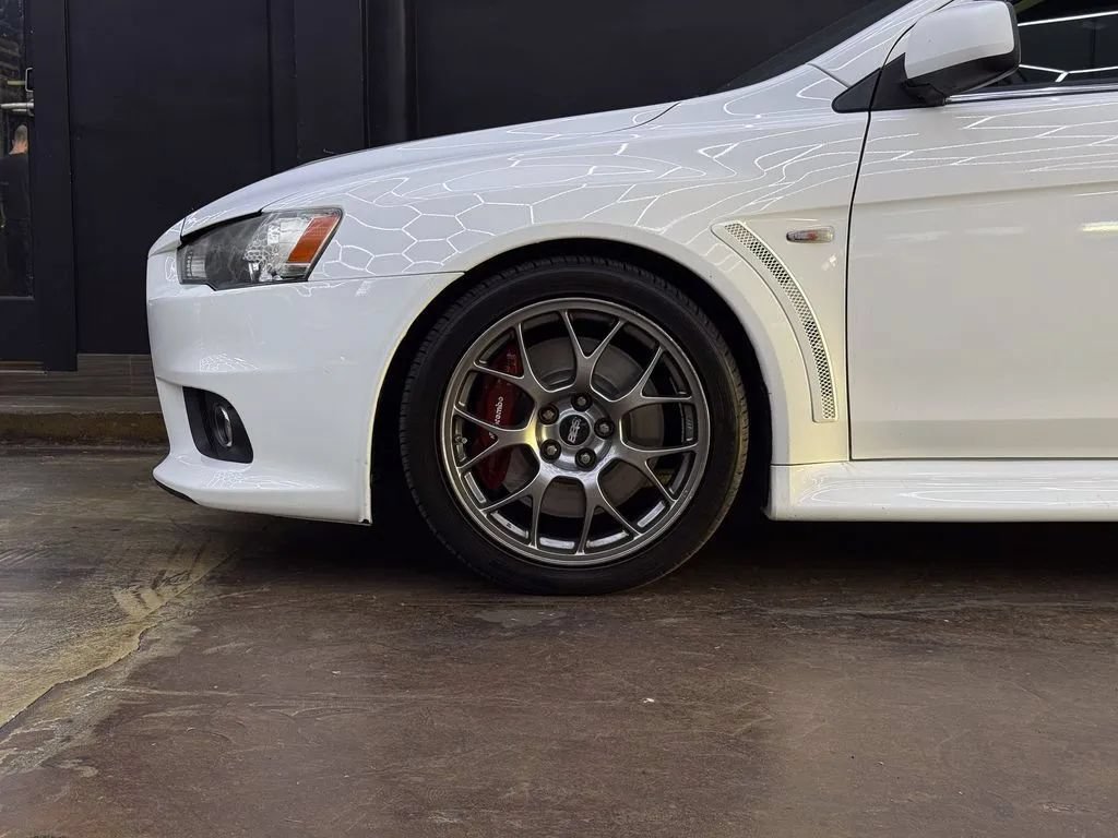 Used 2011 Mitsubishi Lancer Evolution MR AWD/4WD image 4