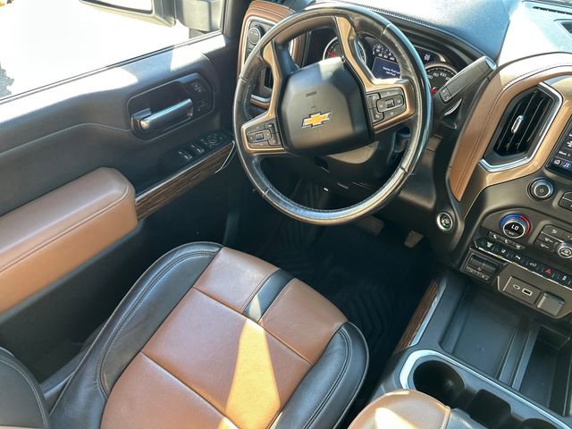 Used 2022 Chevrolet Silverado 2500 High Country w/ Z71 Off-Road Package image 18
