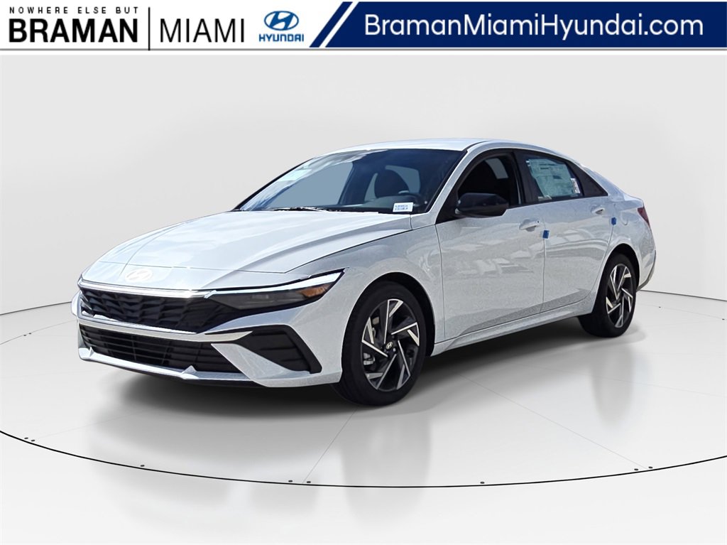 New 2025 Hyundai Elantra SEL