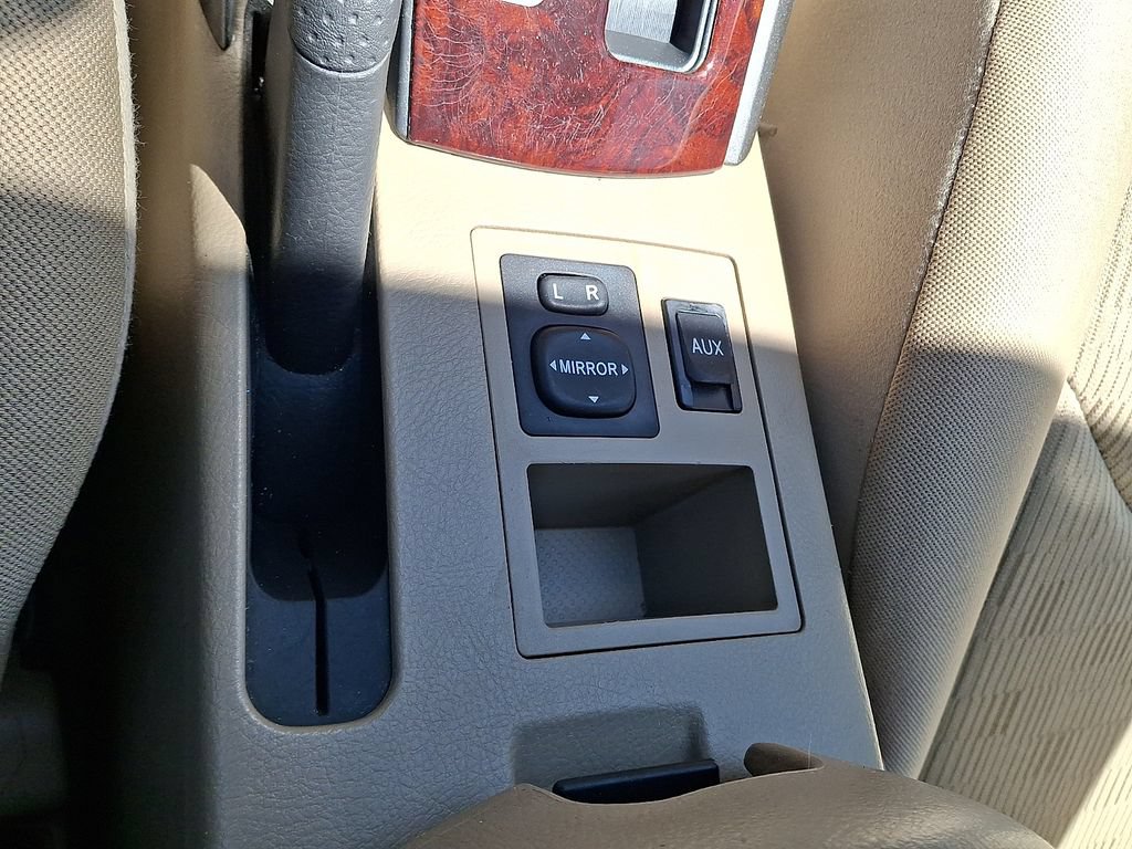 Used 2009 Toyota RAV4 4WD V6 image 24