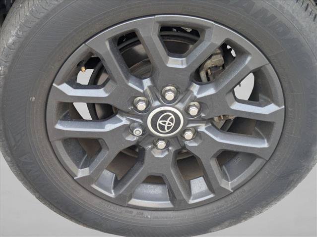 Used 2023 Toyota Sequoia Platinum AWD/4WD image 16