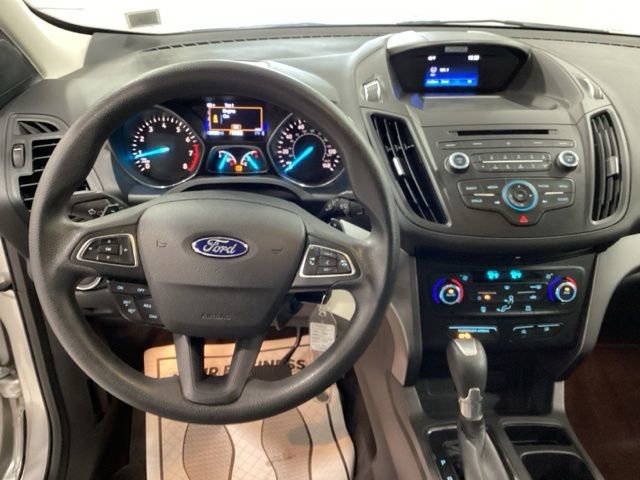 Used 2017 Ford Escape SE image 6