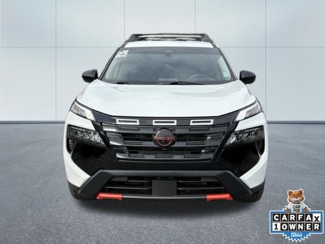 Used 2025 Nissan Rogue SV AWD/4WD image 5