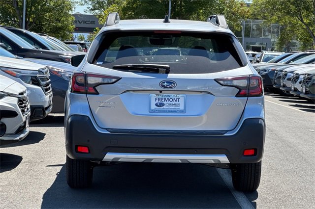 New 2025 Subaru Outback Limited image 5