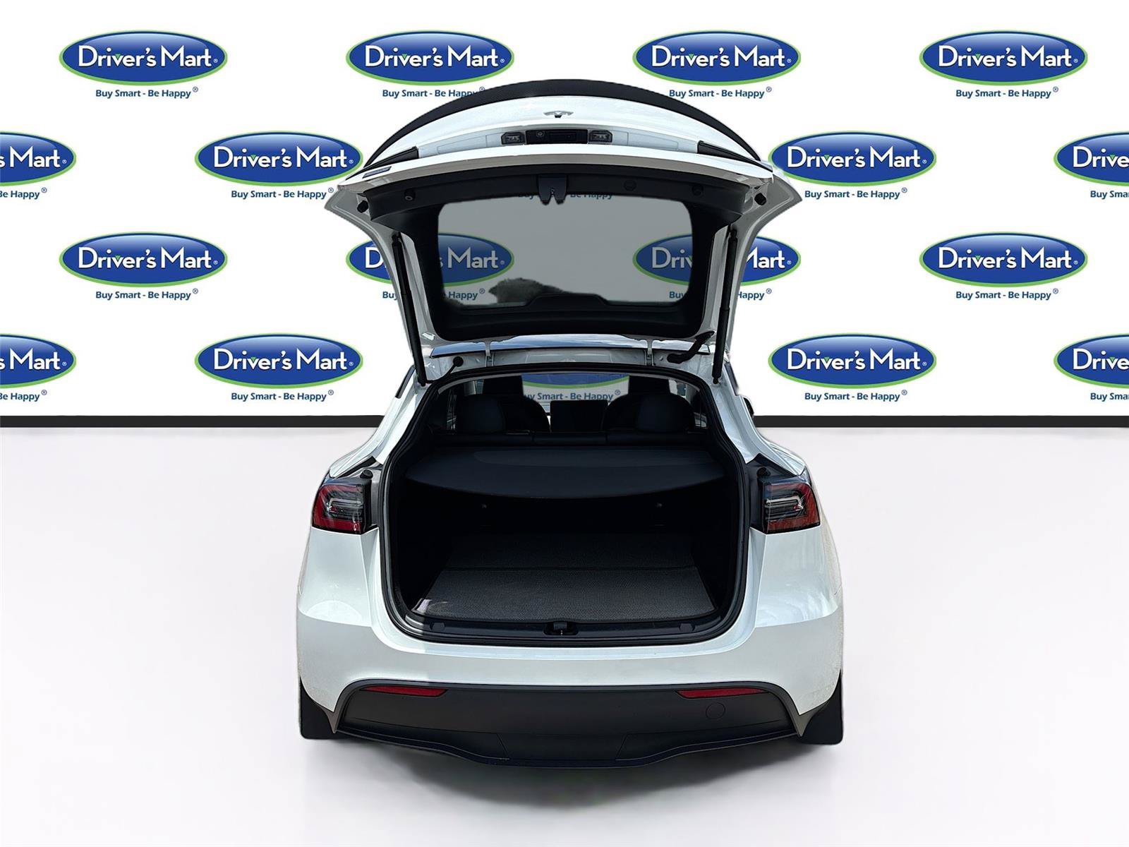 Used 2023 Tesla Model Y Performance AWD/4WD image 24