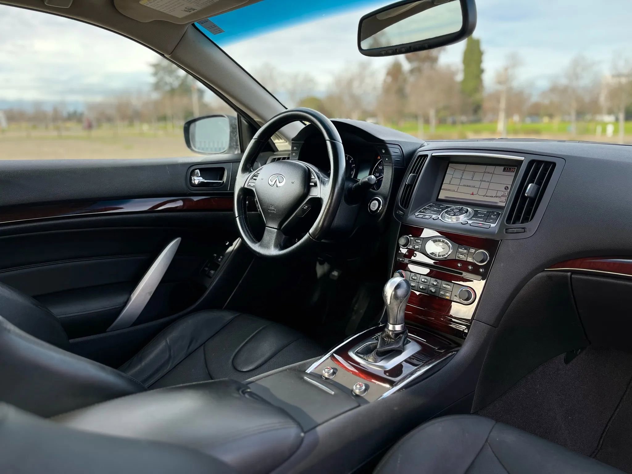 Used 2013 INFINITI G37 Journey w/ Premium Pkg image 17