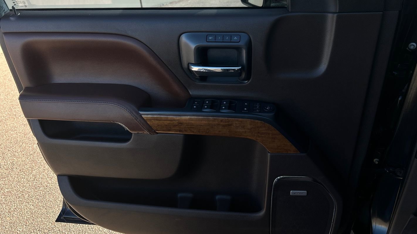 Used 2015 Chevrolet Silverado 2500 High Country w/ Duramax Plus Package image 23