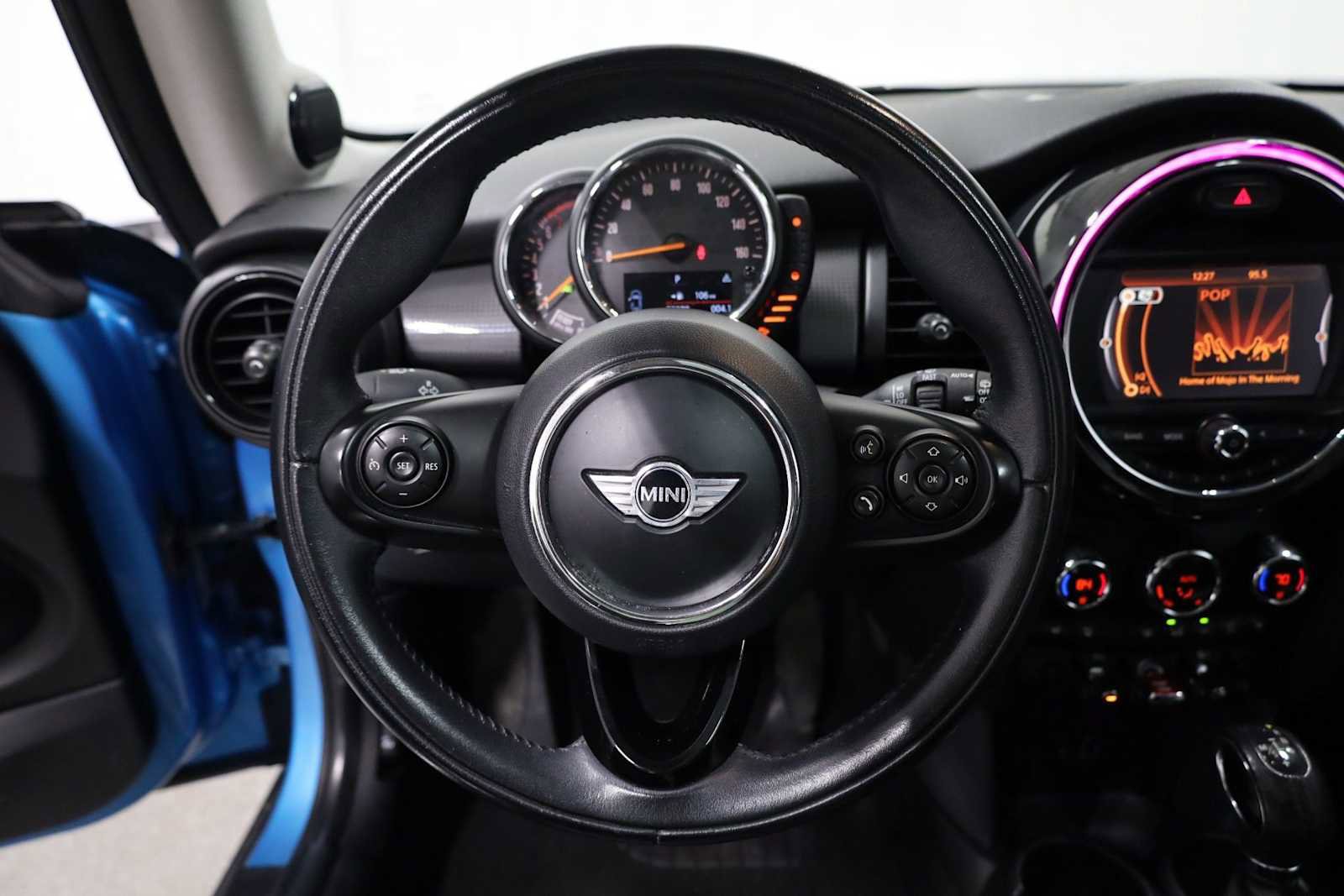 Used 2015 MINI Cooper 2-Door Hardtop image 23