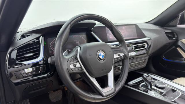 Used 2020 BMW Z4 sDrive30i w/ Convenience Package RWD image 19