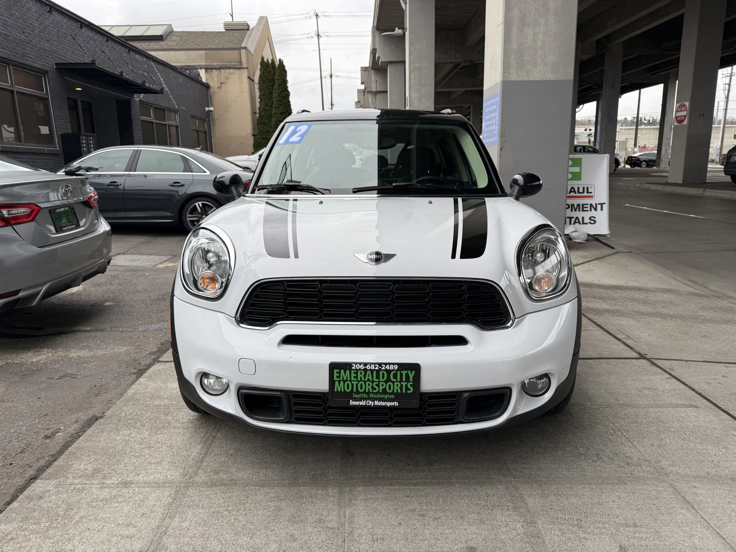 Used 2012 MINI Cooper Countryman S w/ Cold Weather Pkg image 2