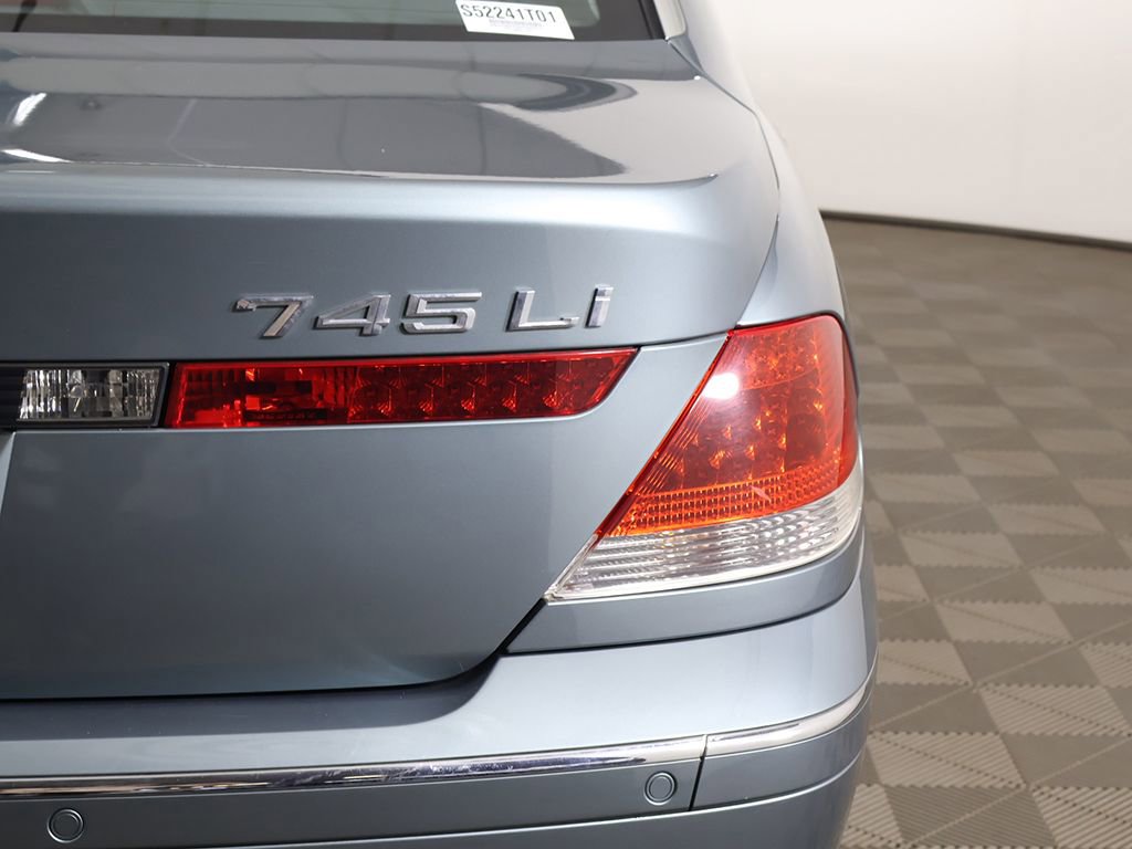 Used 2004 BMW 745Li RWD image 13