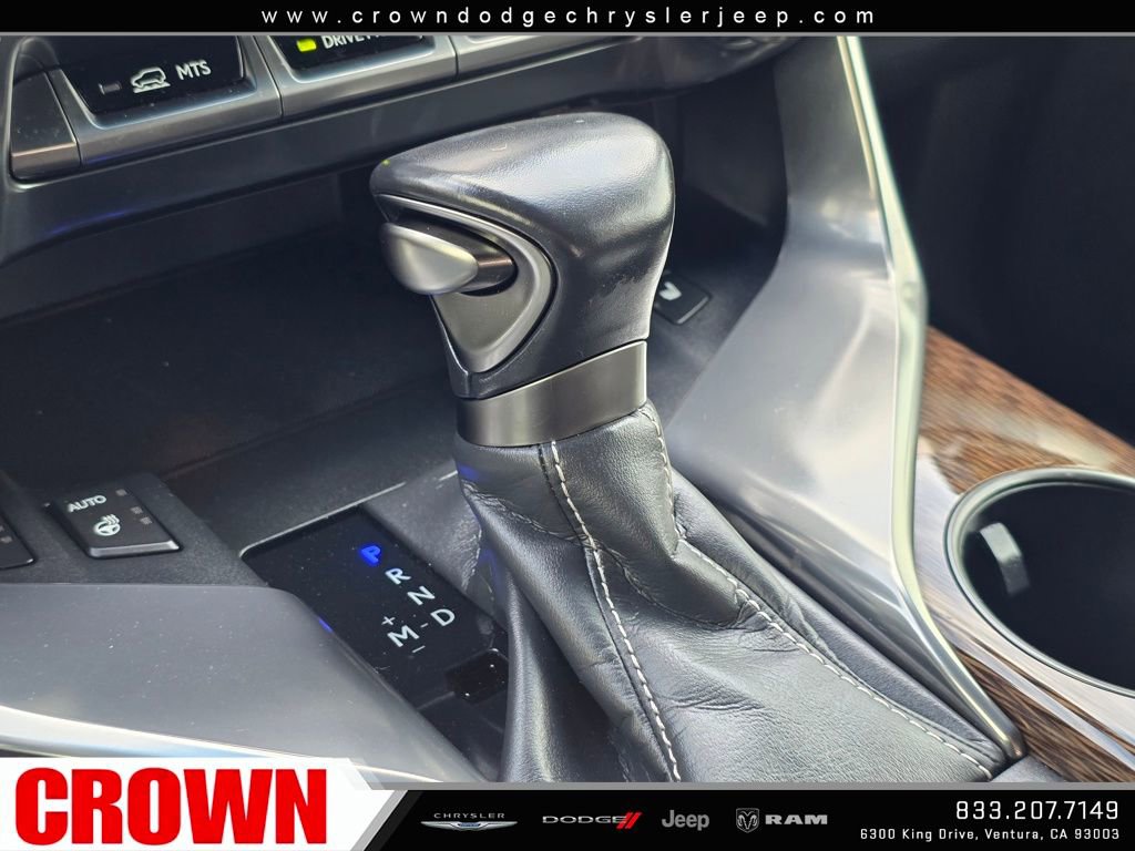 Used 2023 Lexus LX 600 4WD w/ Accessory Package (Z1) image 43