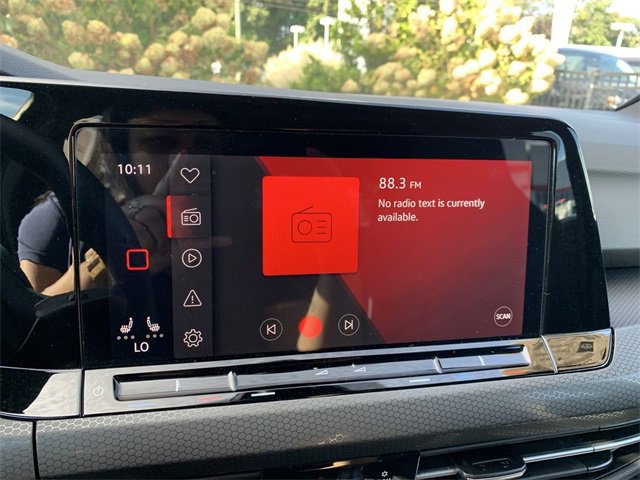 Used 2022 Volkswagen GTI SE image 21