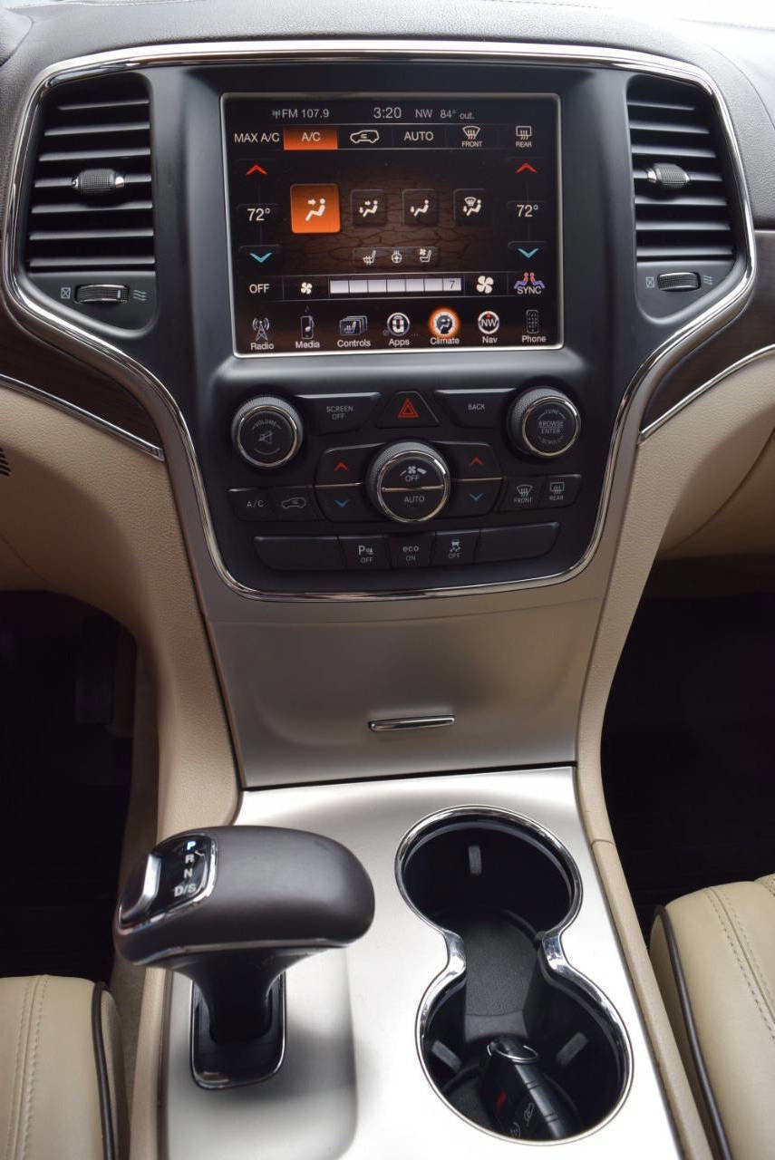 Used 2015 Jeep Grand Cherokee Overland image 35