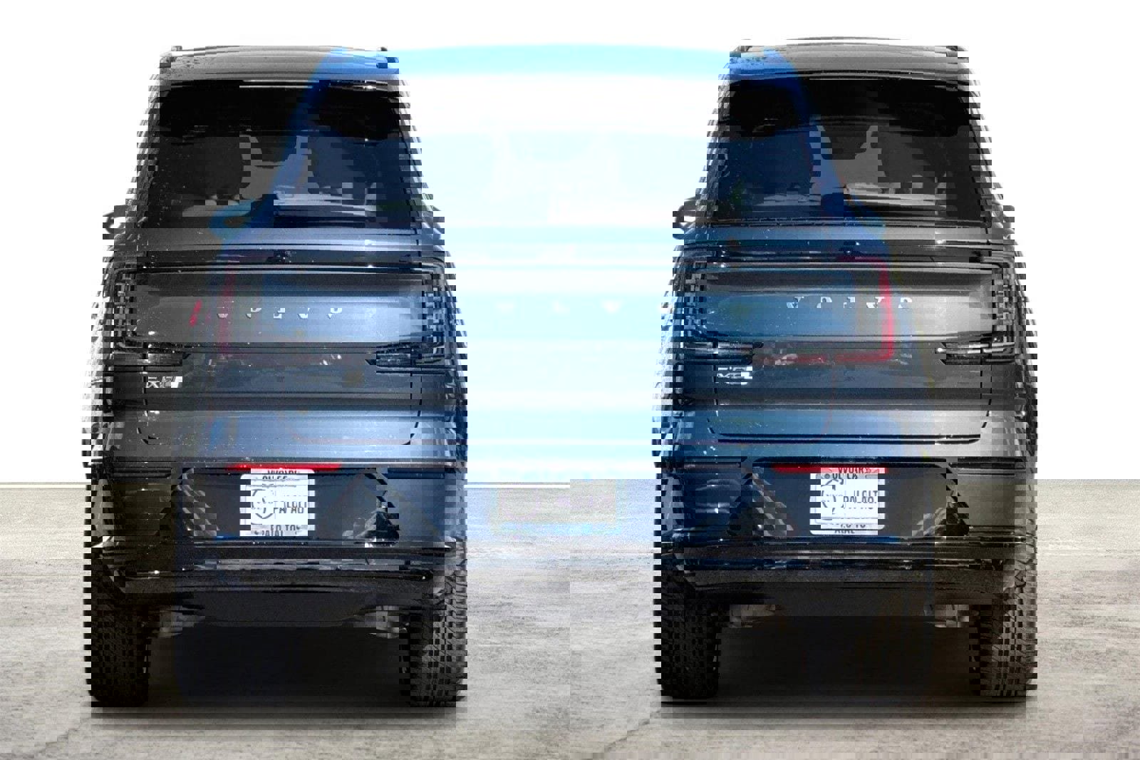 New 2025 Volvo EX90 Plus w/ Protection Package Premier image 7