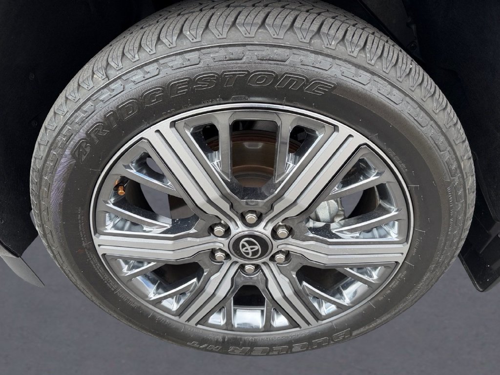 Certified 2025 Toyota Sequoia Capstone AWD/4WD image 34