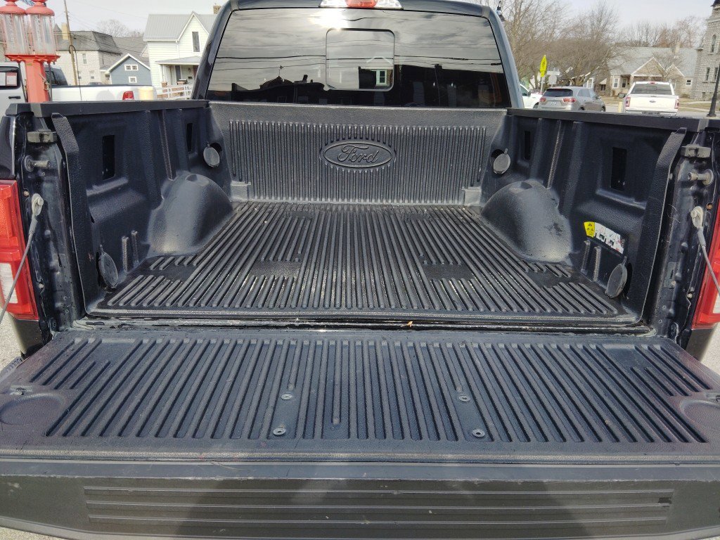 Used 2020 Ford F150 Lariat image 11