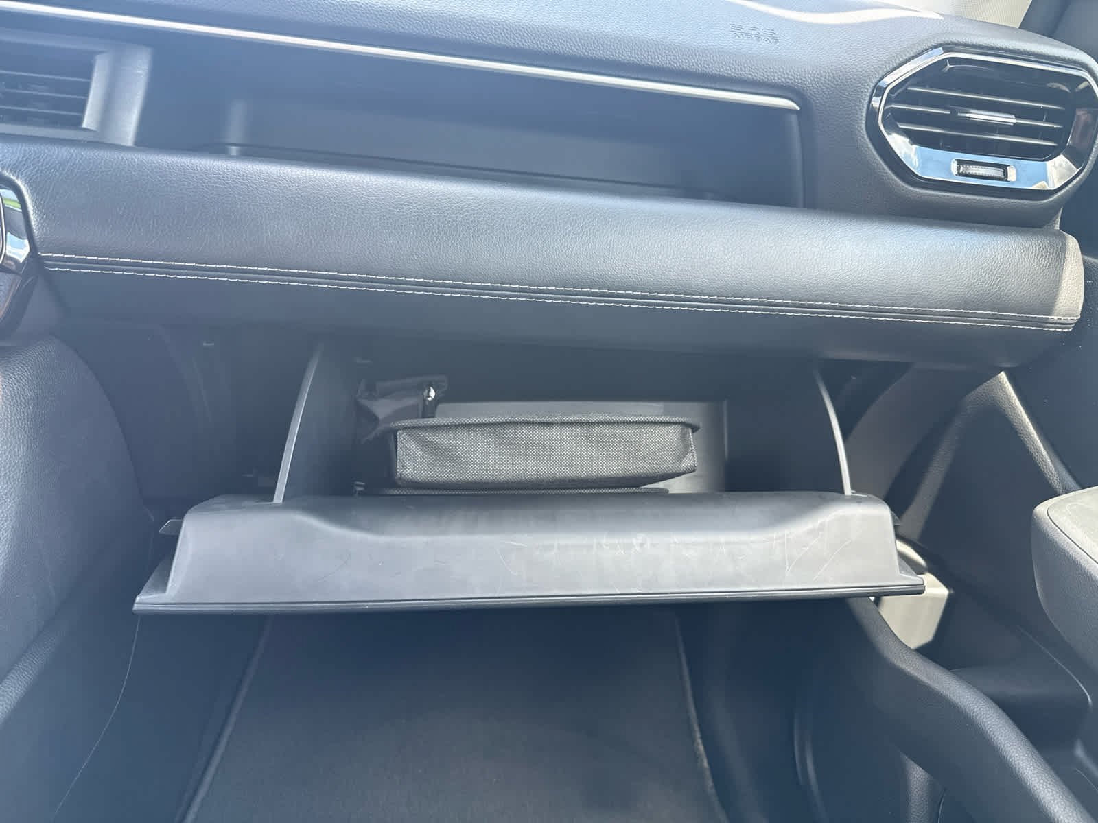 Used 2025 Honda Pilot Touring image 20