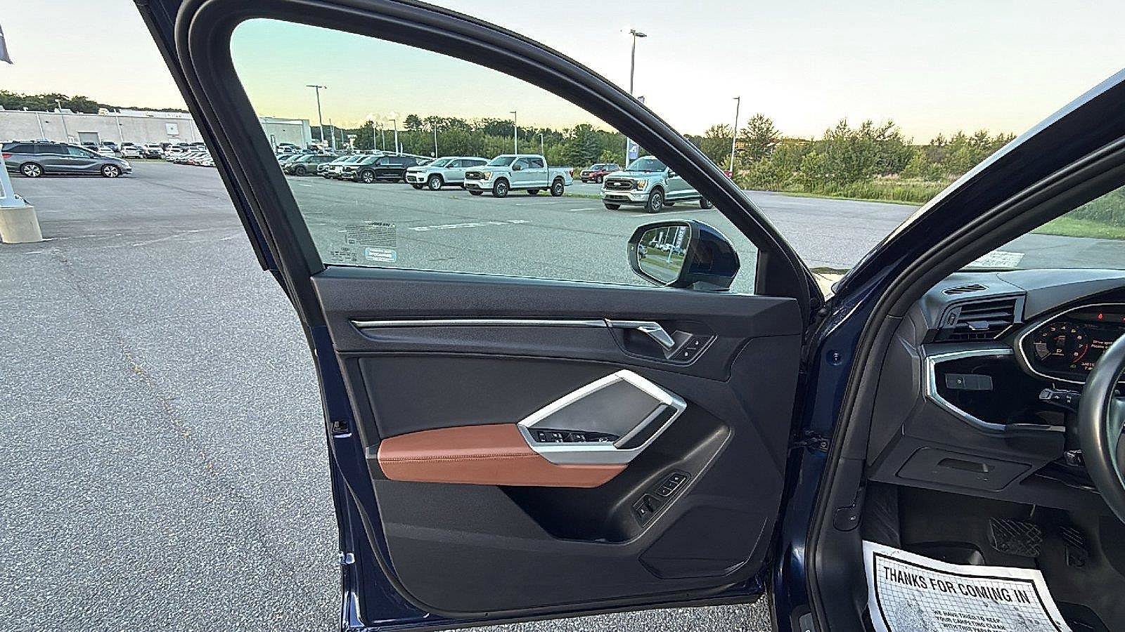 Used 2022 Audi Q3 2.0T Premium w/ Convenience Package AWD/4WD image 23