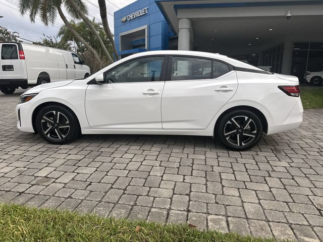 Used 2024 Nissan Sentra SV FWD image 33