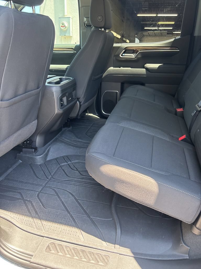 Used 2025 Chevrolet Silverado 1500 RST AWD/4WD image 17