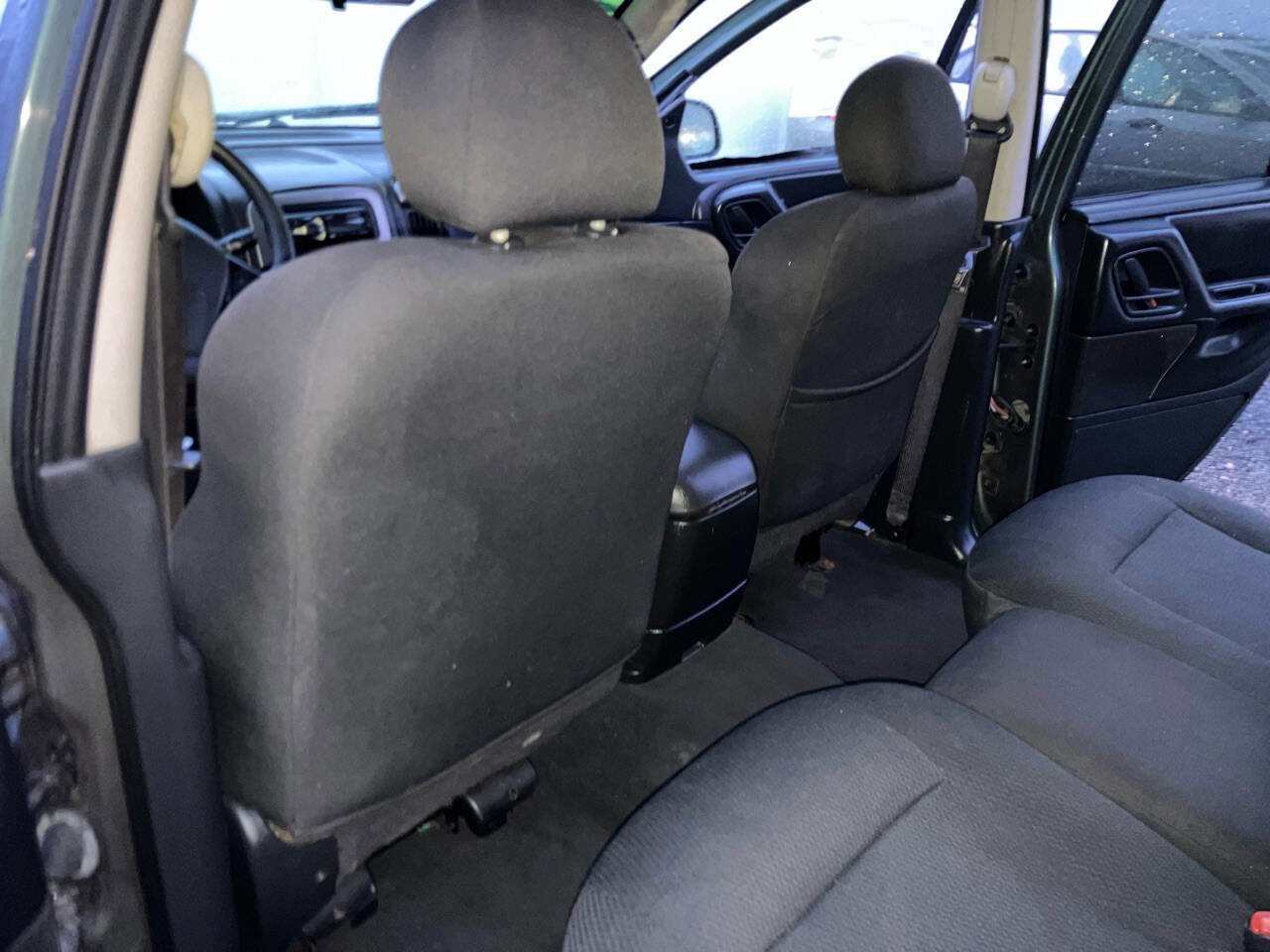 Used 2004 Jeep Grand Cherokee Laredo w/ Convenience Group image 18