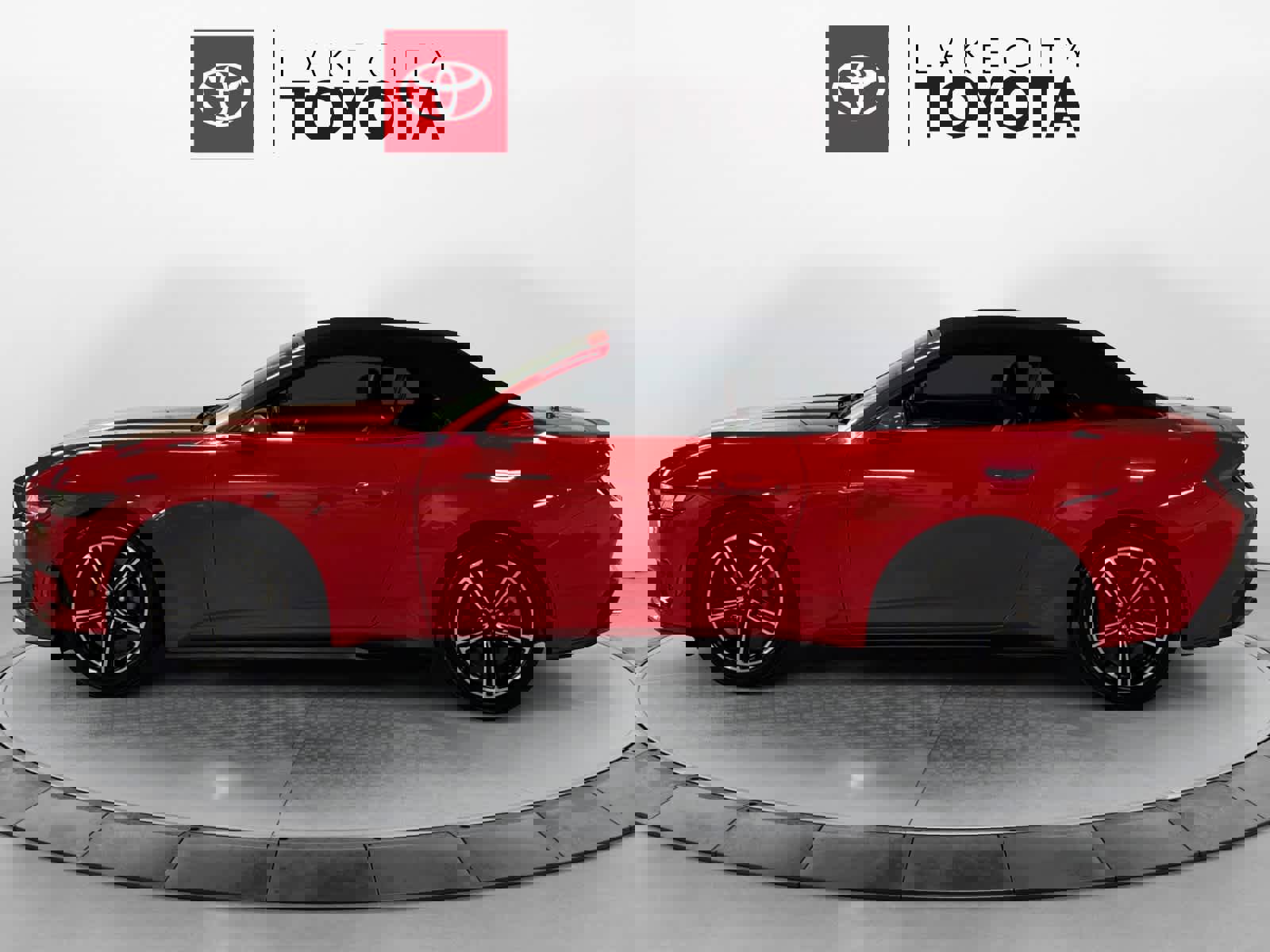 Used 2024 Ford Mustang Premium image 2