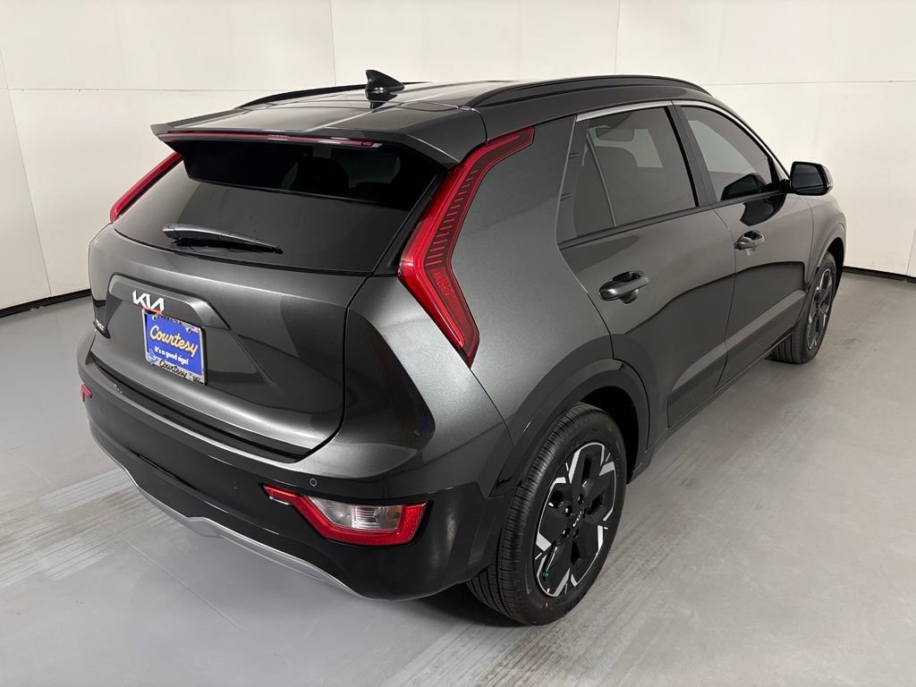 New 2026 Kia Niro Wind FWD image 8