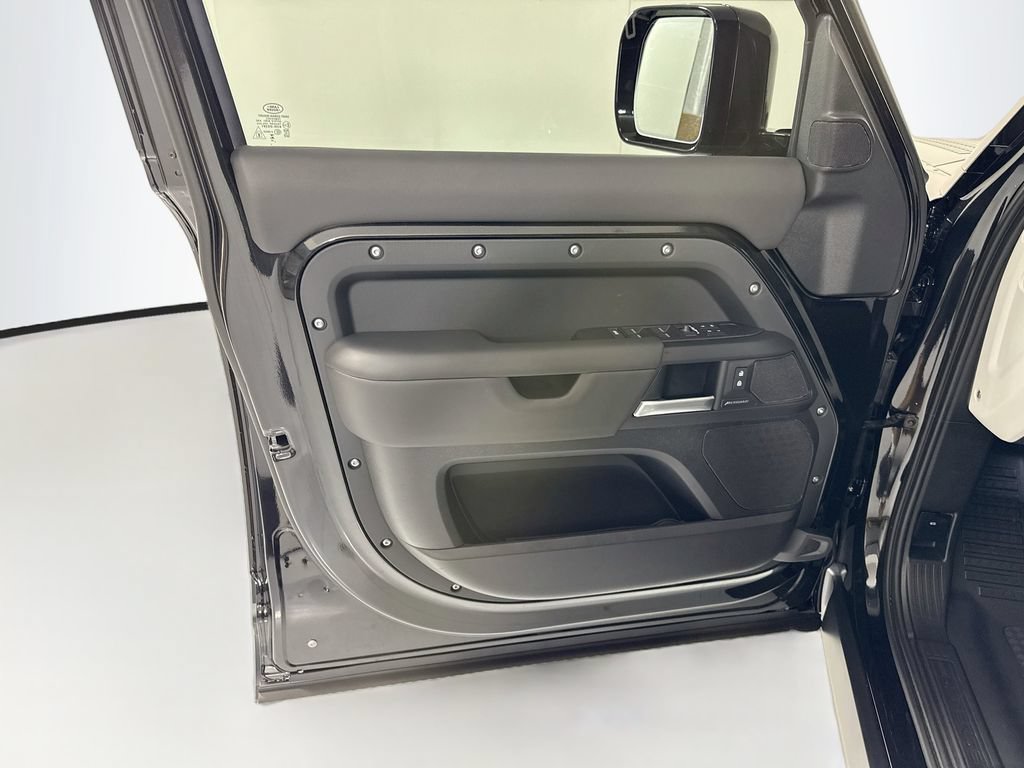 New 2026 Land Rover Defender 110 S AWD/4WD image 25