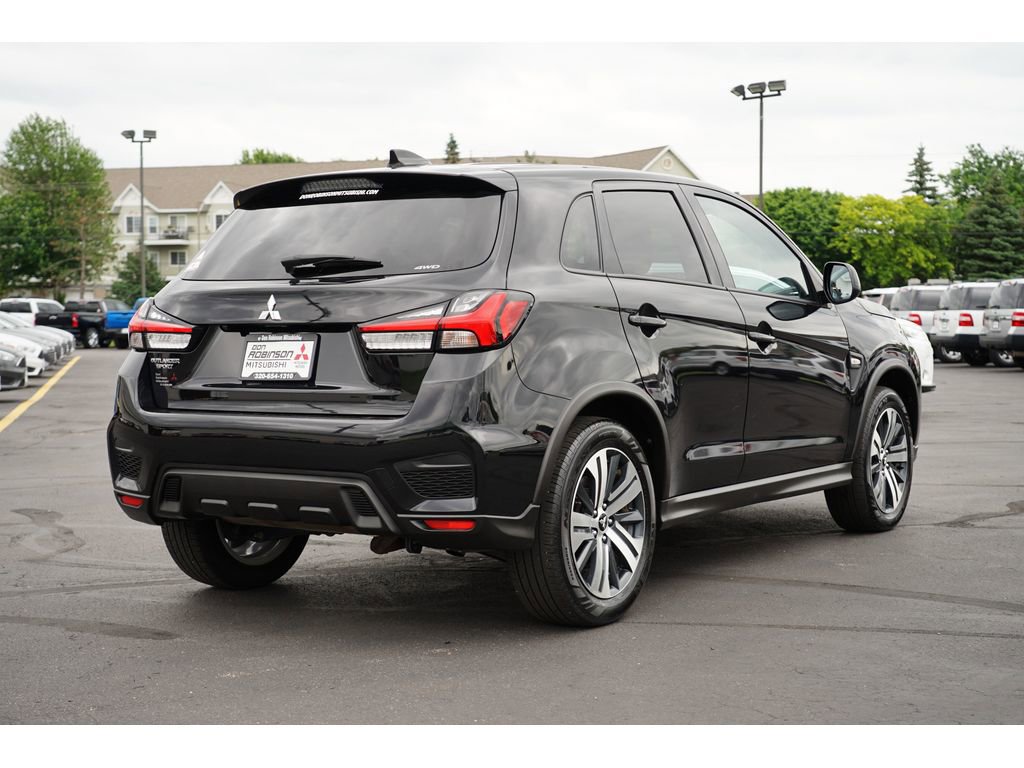 Used 2024 Mitsubishi Outlander Sport ES image 3