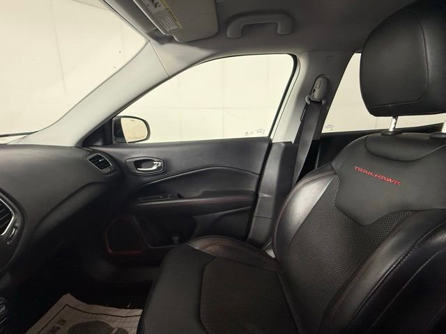 Used 2019 Jeep Compass Trailhawk AWD/4WD image 21