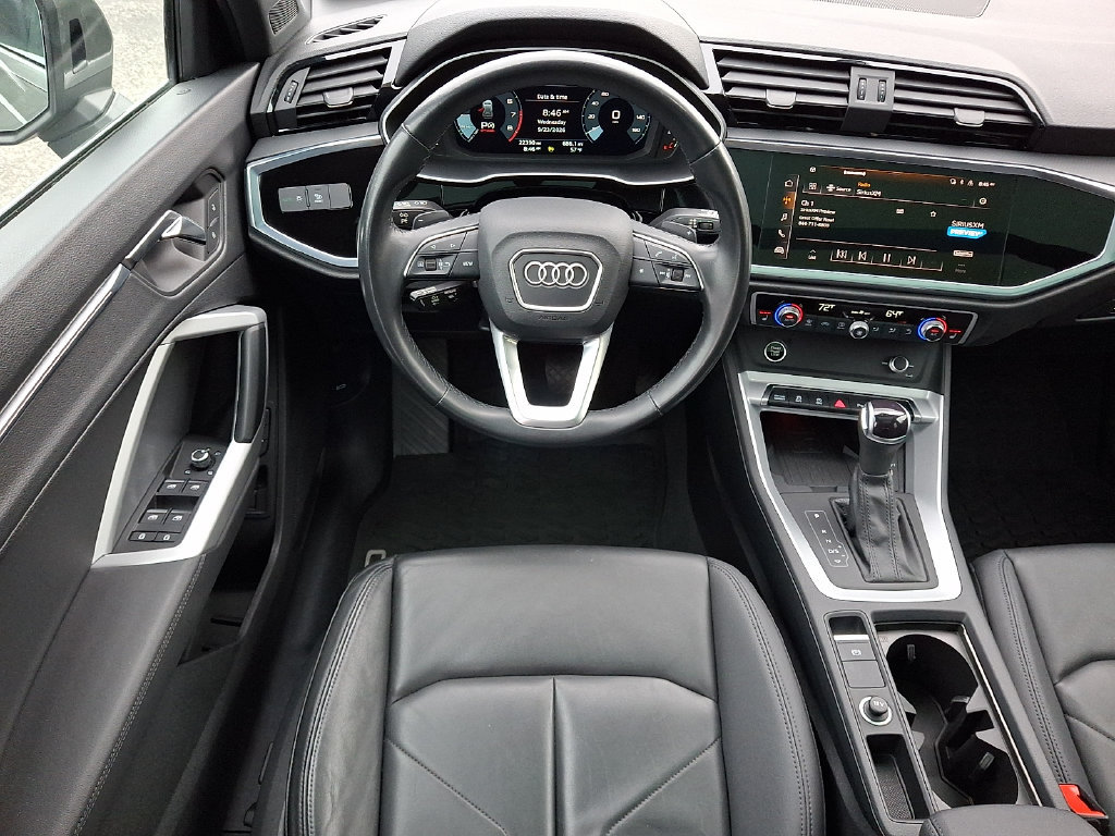 Used 2023 Audi Q3 2.0T Premium Plus w/ Premium Plus Package AWD/4WD image 12