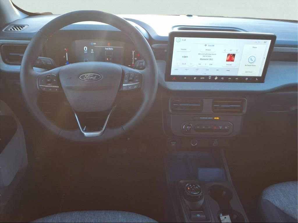 New 2025 Ford Maverick XLT w/ XLT Luxury Package image 4