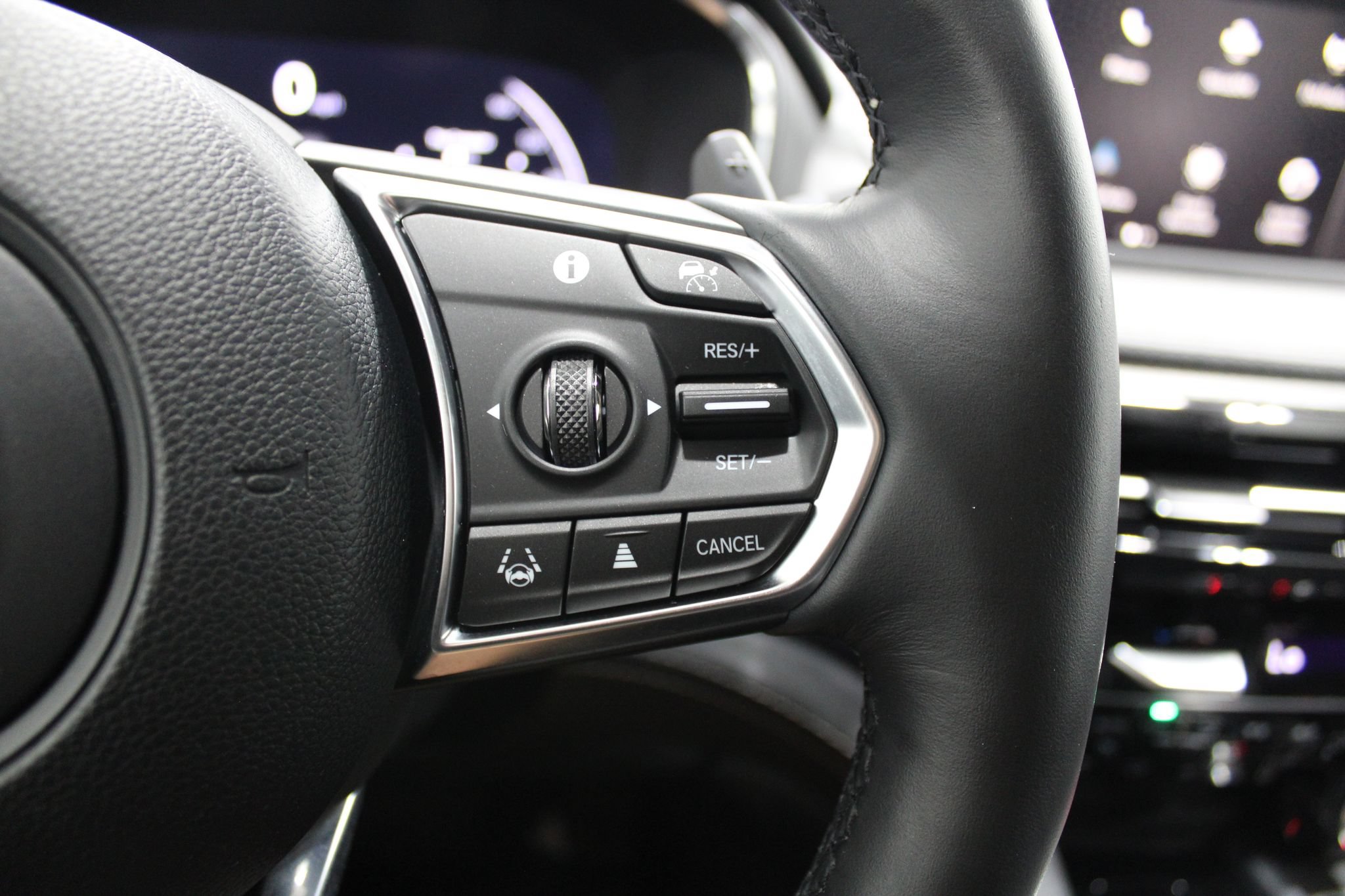 Used 2023 Acura MDX w/ Advance Package AWD/4WD image 42