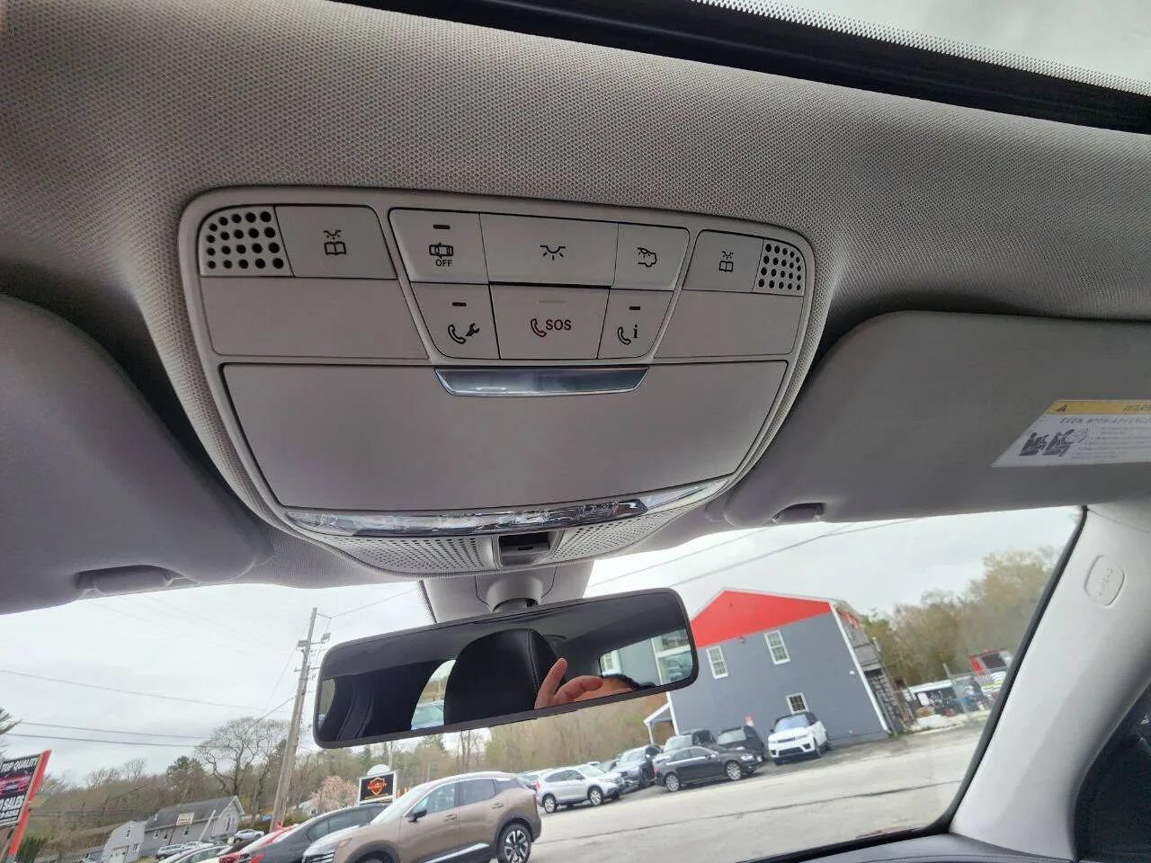 Used 2017 Mercedes-Benz E 300 4MATIC image 26