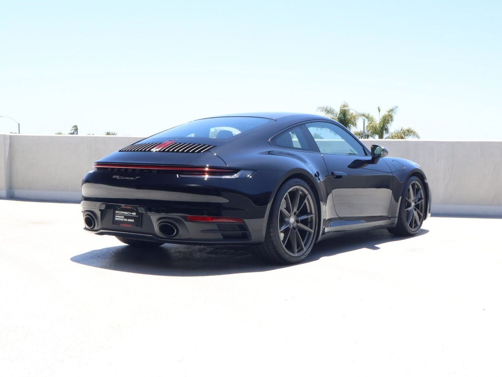 Certified 2024 Porsche 911 Carrera T RWD image 9