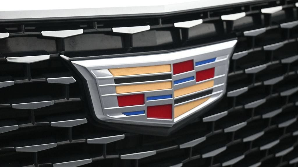 Certified 2023 Cadillac XT6 Premium Luxury FWD image 20
